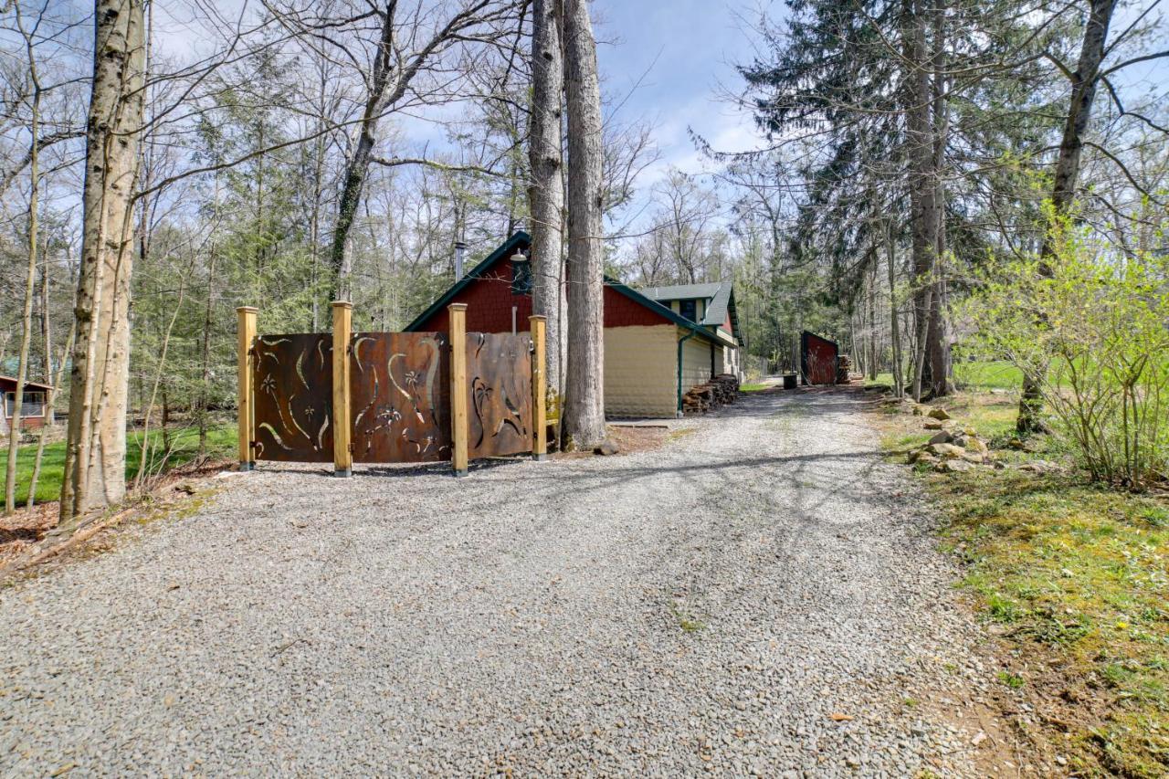Pet-Friendly Pennsylvania Vacation Rental With Pool! Laughlintown Экстерьер фото