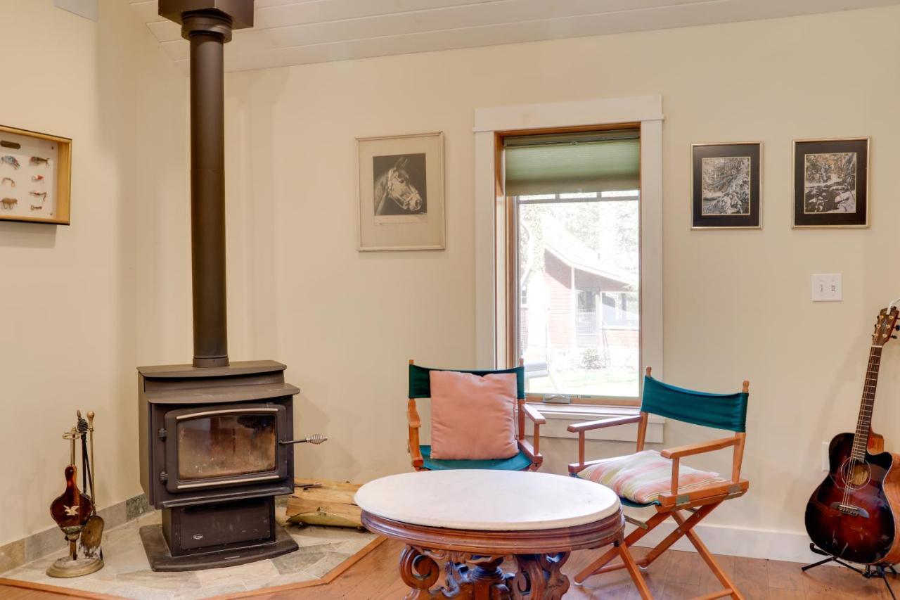 Pet-Friendly Pennsylvania Vacation Rental With Pool! Laughlintown Экстерьер фото