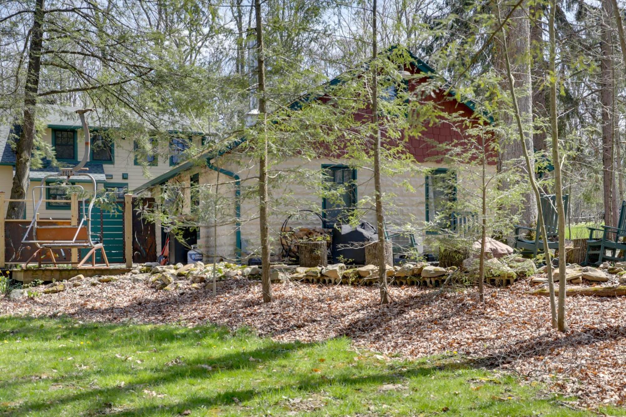 Pet-Friendly Pennsylvania Vacation Rental With Pool! Laughlintown Экстерьер фото